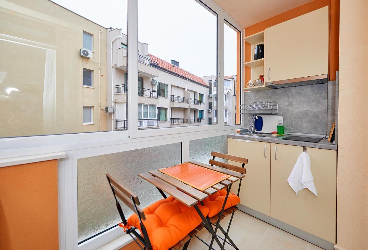 Студио Патрисия Pomorie Exterior photo